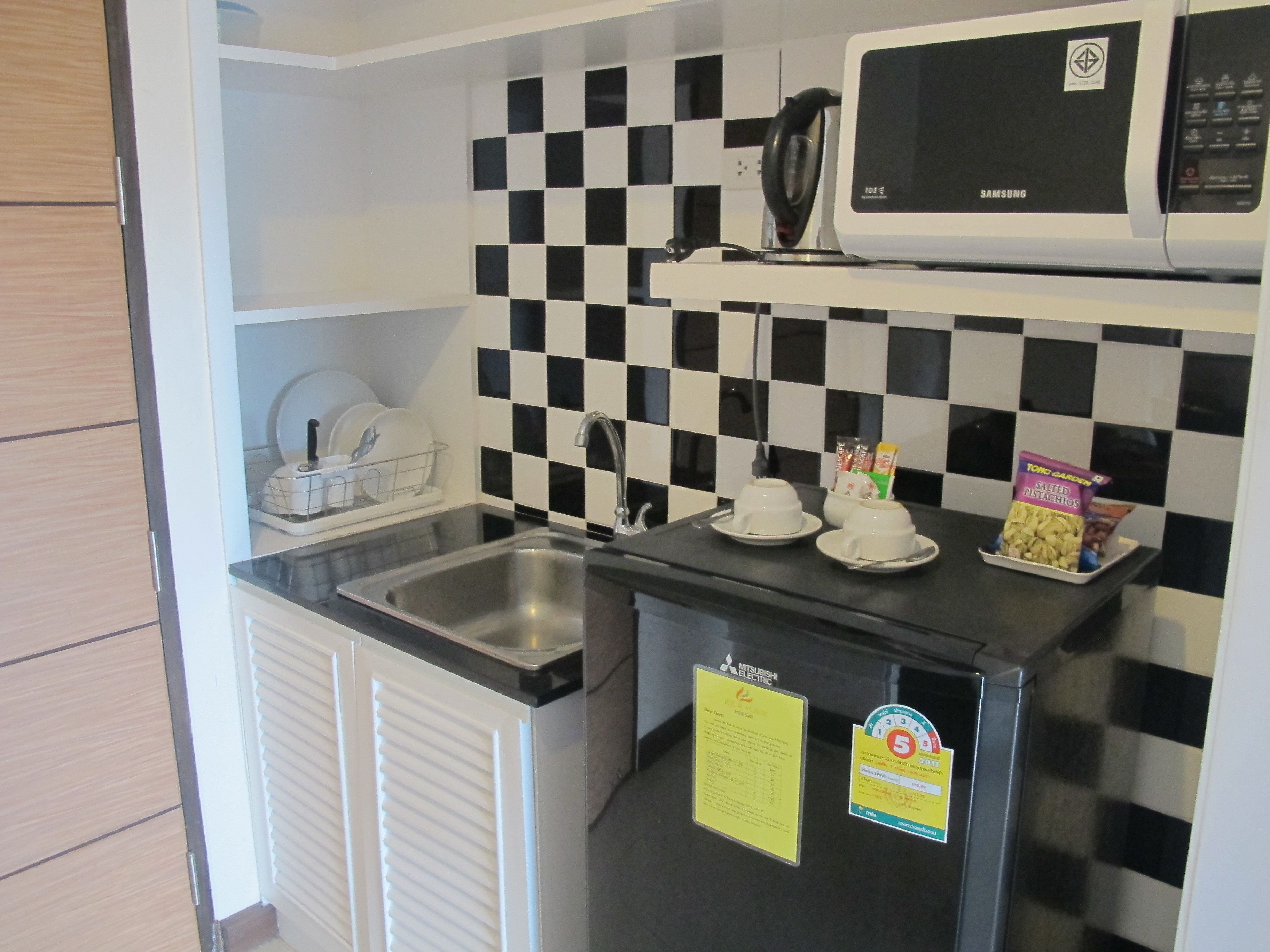 superior room | private kitchenette | fridge, microwave, coffee/tea maker