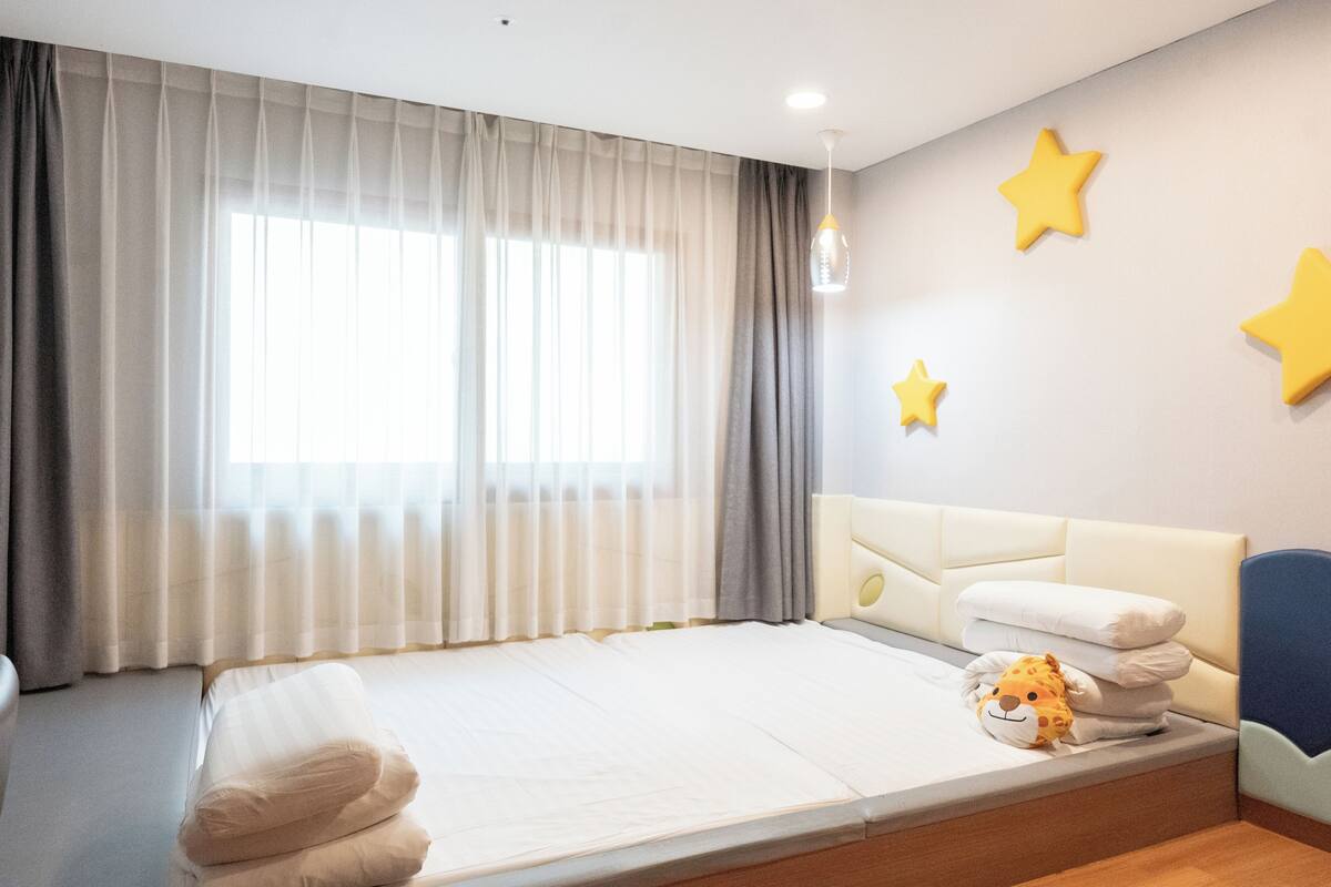 Premium Kids Deluxe Bed | Free WiFi, individually decorated, individually furnished, bed sheets