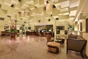 Lobby lounge - Bali Nusa Dua Hotel (Nusa Dua)