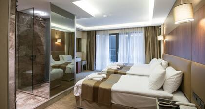 GK Regency Suites