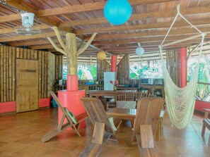 Superior Bungalow, Private Bathroom, Garden View (Casita ) | Private kitchen