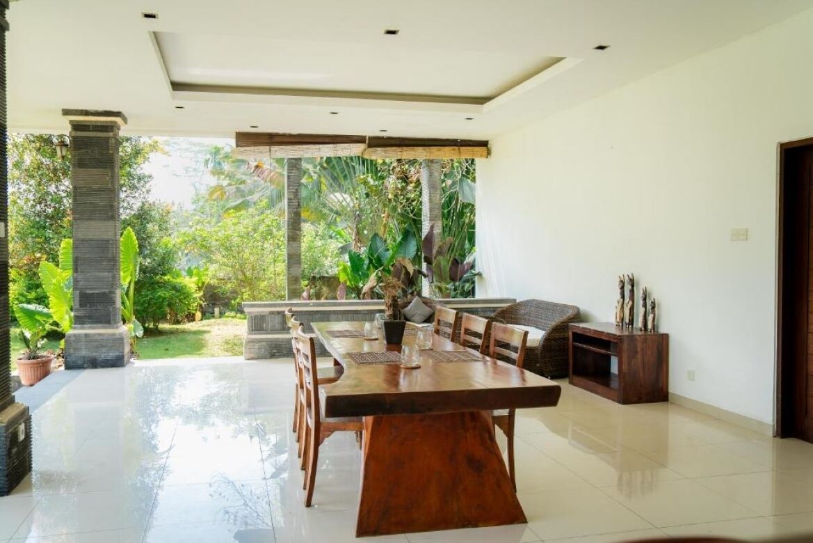 Two-Bedroom Villa | Living area