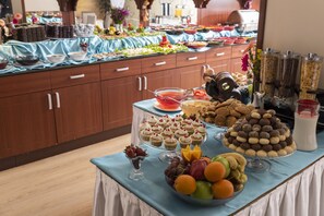 Breakfast area - Viva Deluxe Hotel (Istanbul)