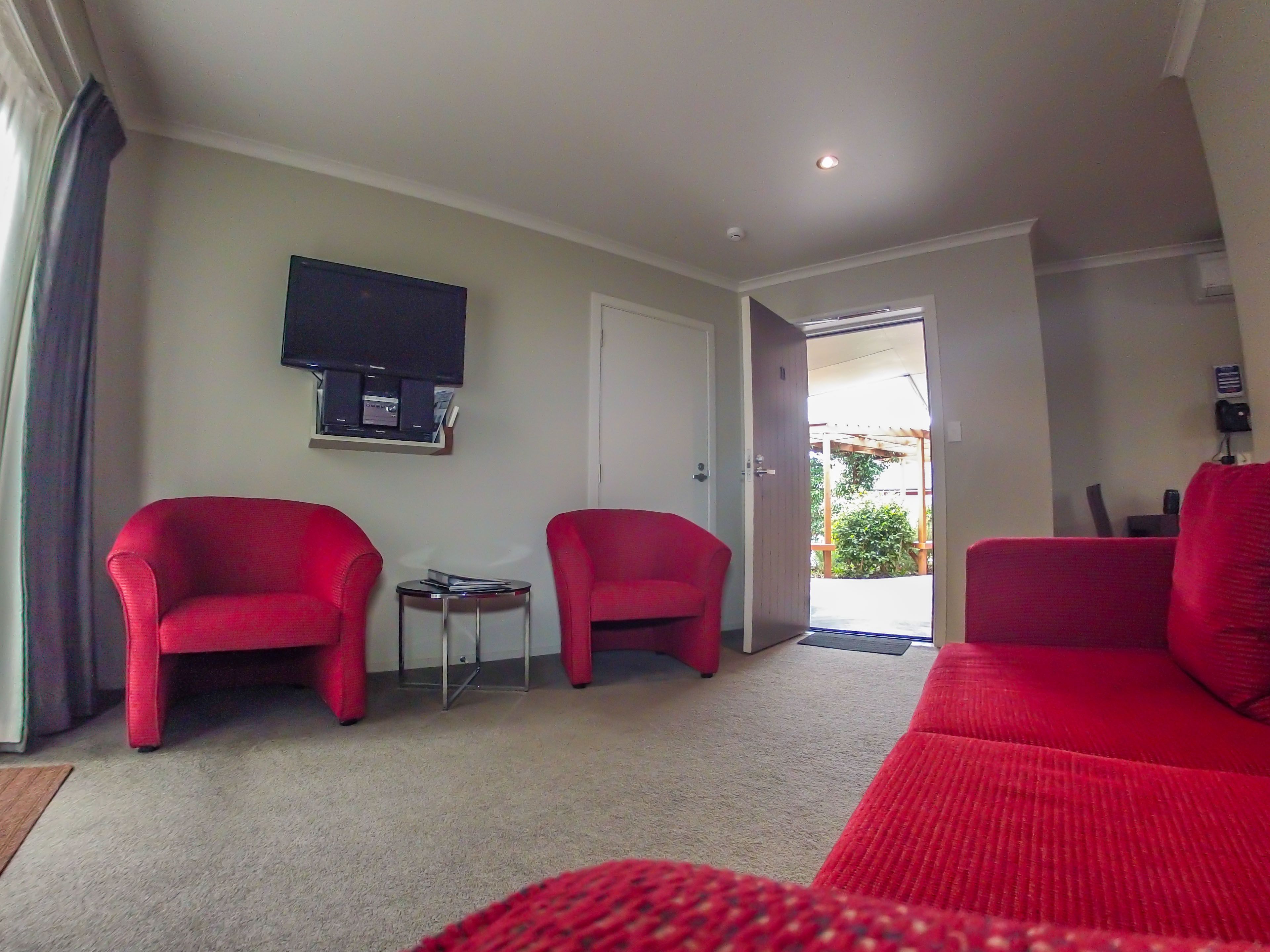 Apartment, 2 Bedrooms | Living area