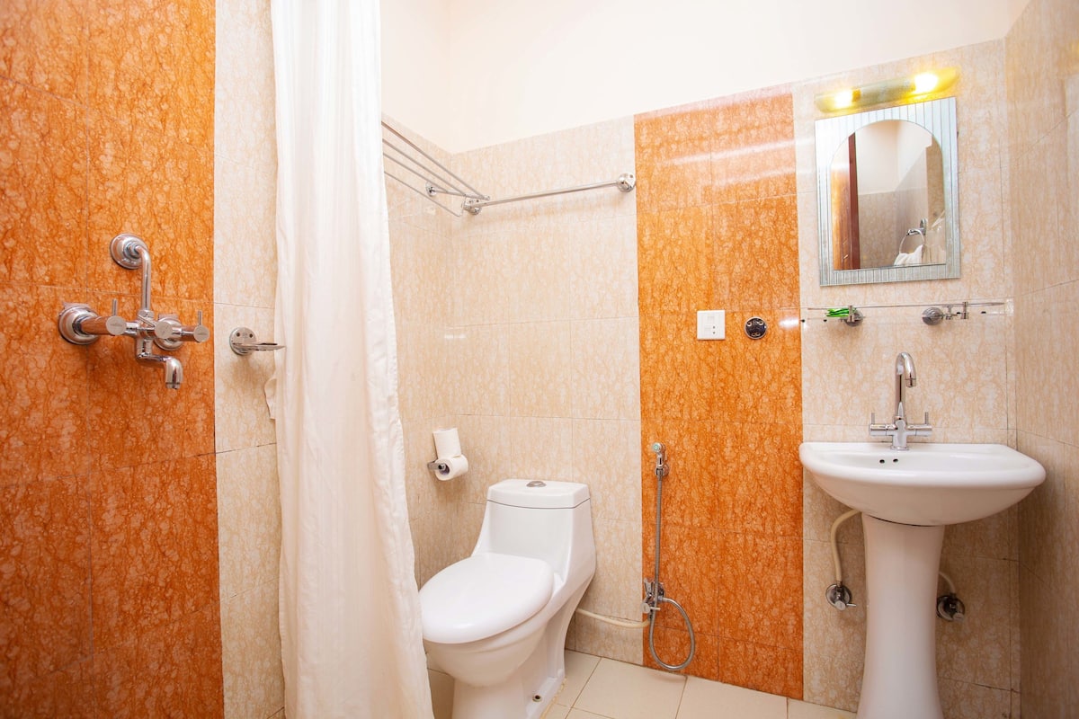 free toiletries, hair dryer, bathrobes, slippers