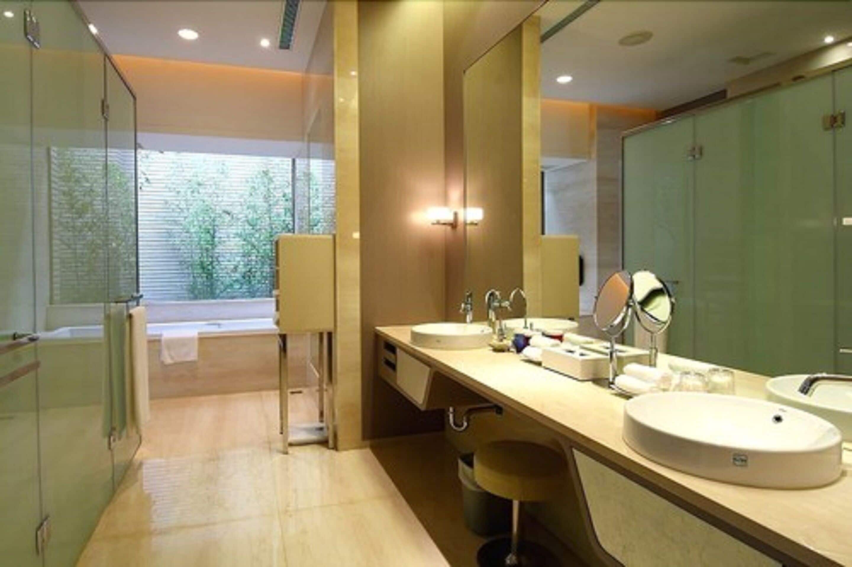 garden view suites | bathroom | separate bathtub and shower, deep-soaking bathtub