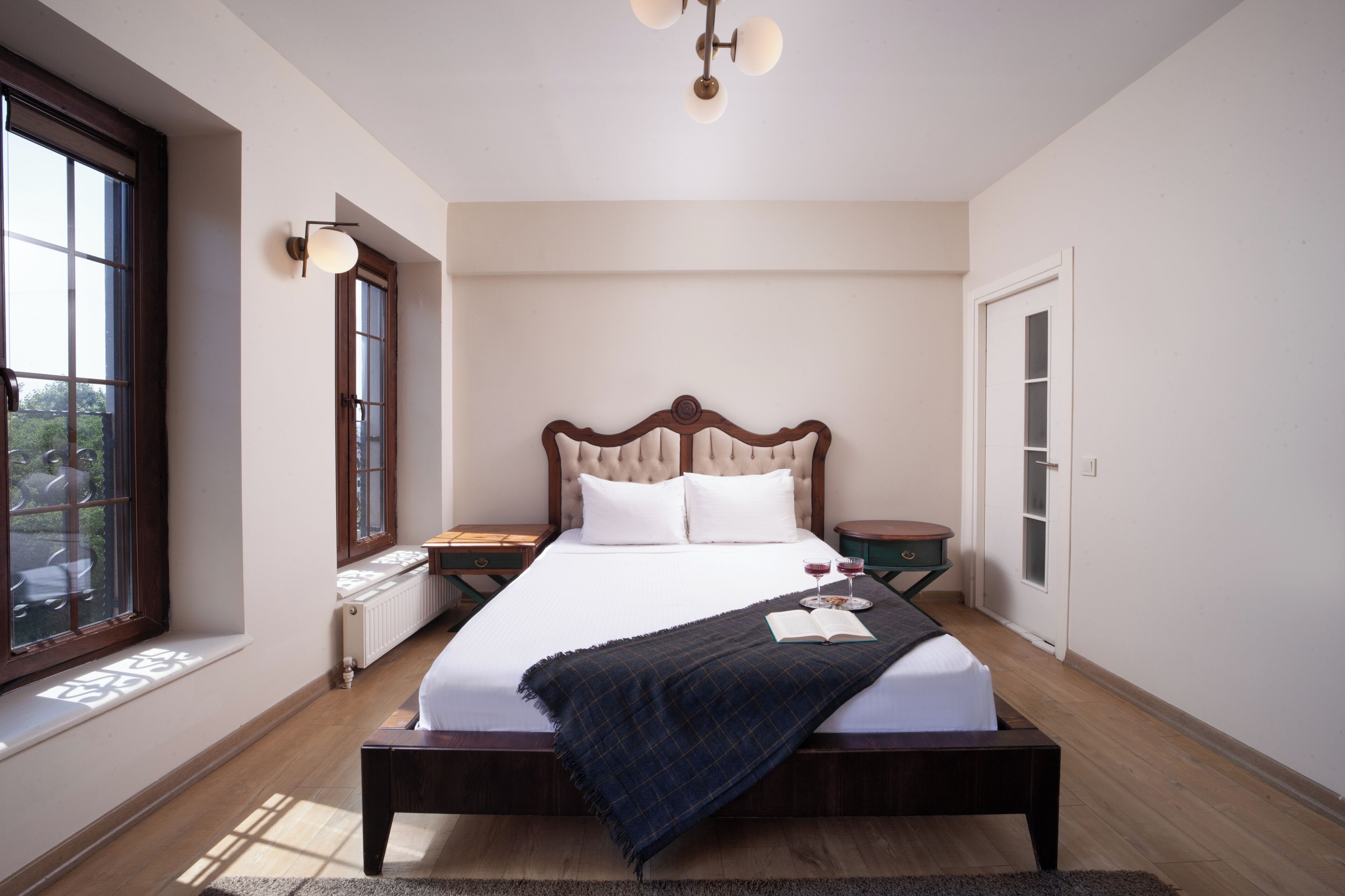 Standard Room, City View | Egyptian cotton sheets, premium bedding, minibar, in-room safe
