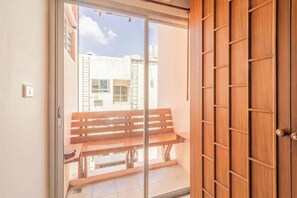 Deluxe Double or Twin Room | Minibar, in-room safe, blackout drapes, free WiFi - Lotus Hotel Patong (Patong)