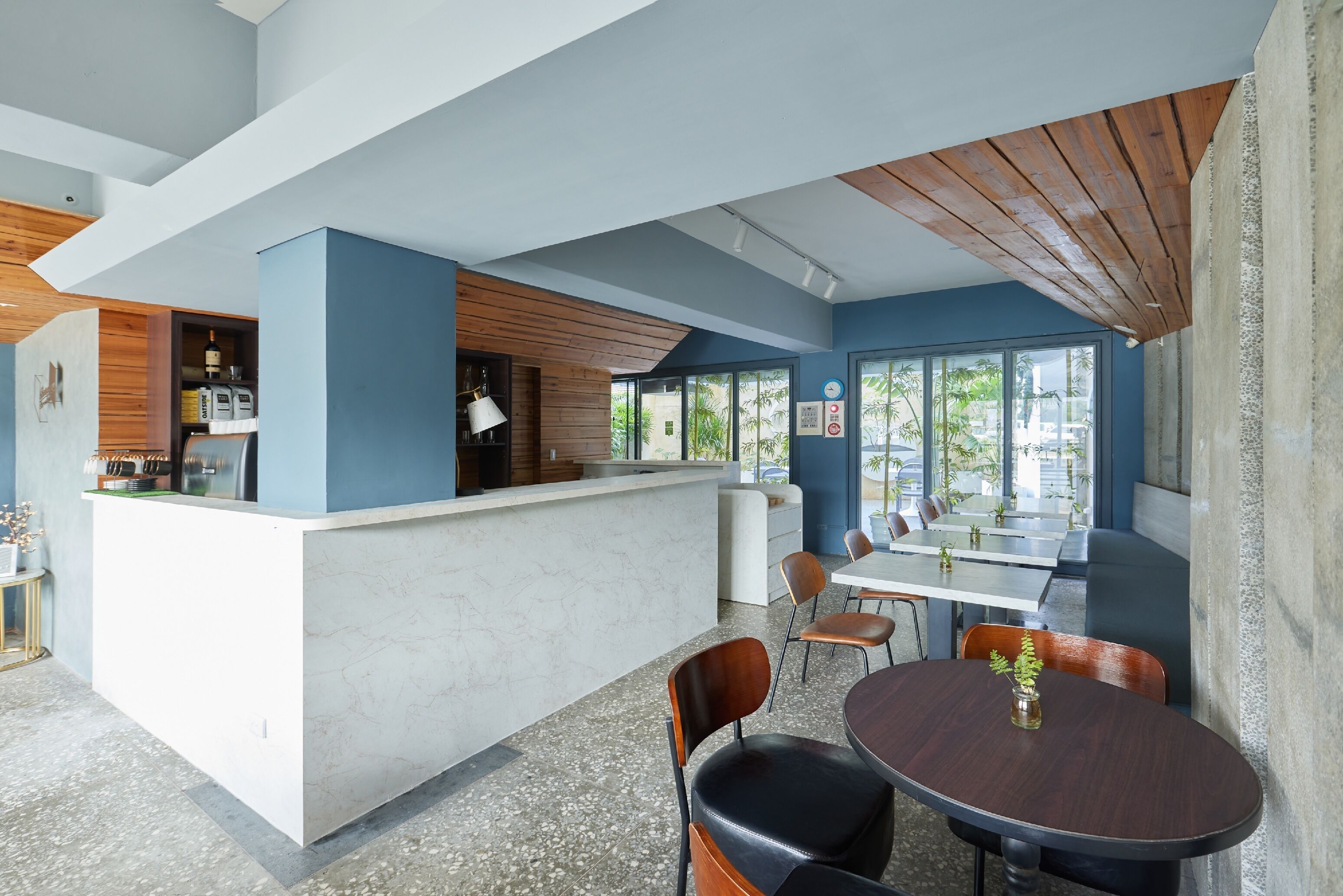 daily continental breakfast (twd 280 per person)