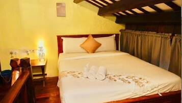 Free WiFi, bed sheets