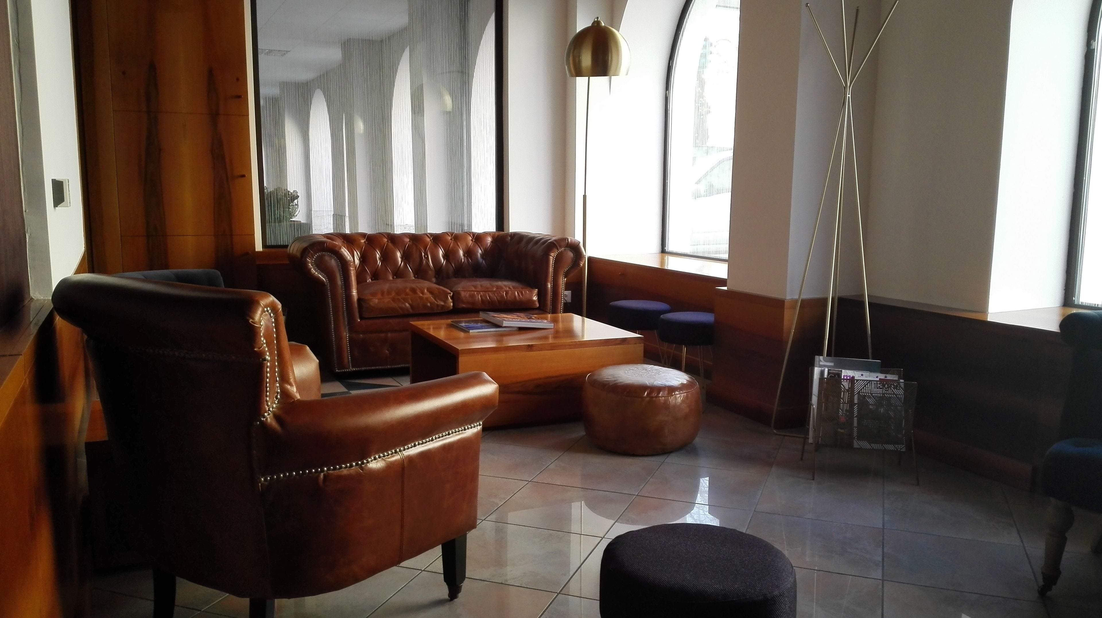 Lobby-Lounge