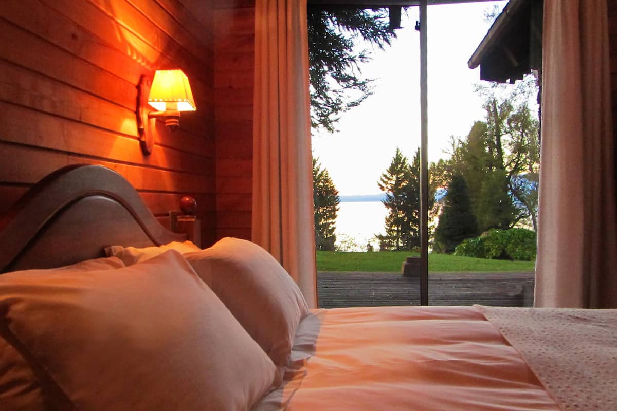 In-room safe, rollaway beds