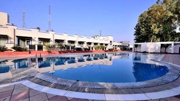 Indoor pool, outdoor pool