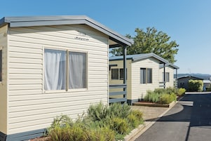 Two Bedroom Cabin | Terrace/patio