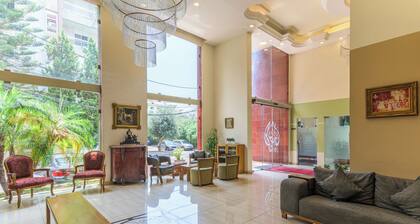 Al Murjan Palace Hotel