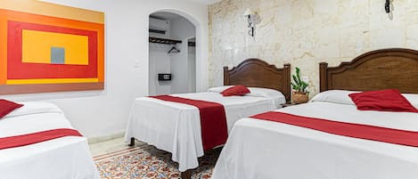 Biancheria da letto di alta qualità, una cassaforte in camera