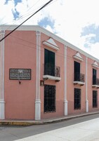 Fachada del alojamiento - Noche