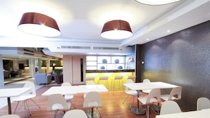 酒吧(店内)