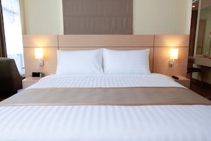 One-Bedroom Superior Room | 房內夾萬、書桌、遮光窗簾/窗簾、免費 Wi-Fi