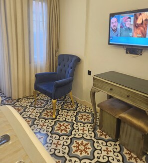 Minibar, in-room safe, soundproofing, free WiFi - A Plus Residence (Istanbul)
