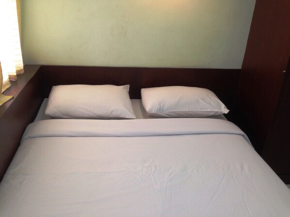 مكتب وواي فاي مجانًا