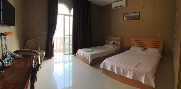 Triple Room | Balcony - J'adore Lodge (Phnom Penh)