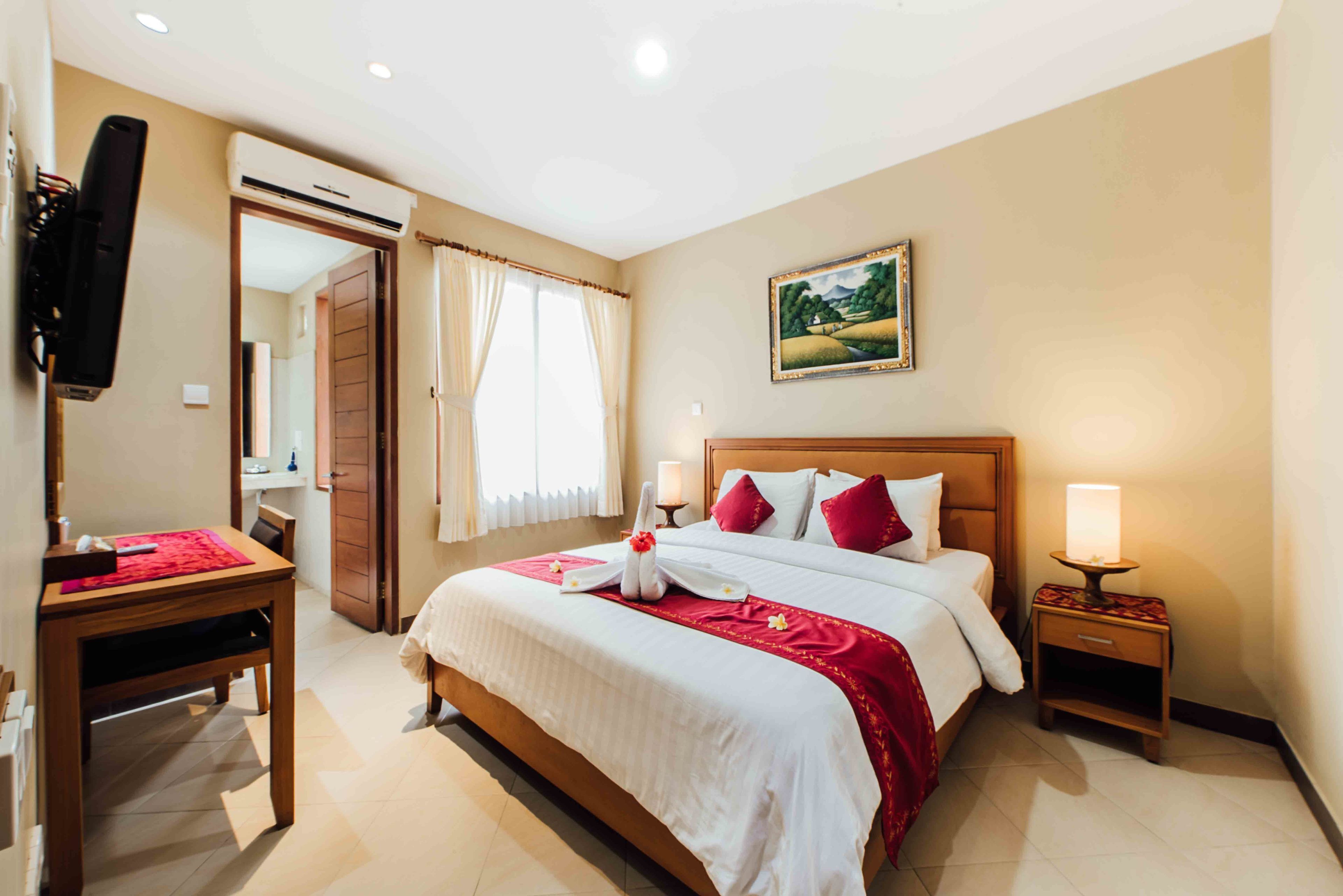 ミニバー、セーフティボックス (室内)、可動式ベッド、WiFi (無料)