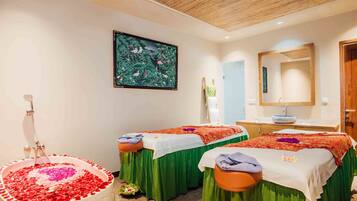 Trattamenti per il corpo, aromaterapia, massaggi con le pietre calde