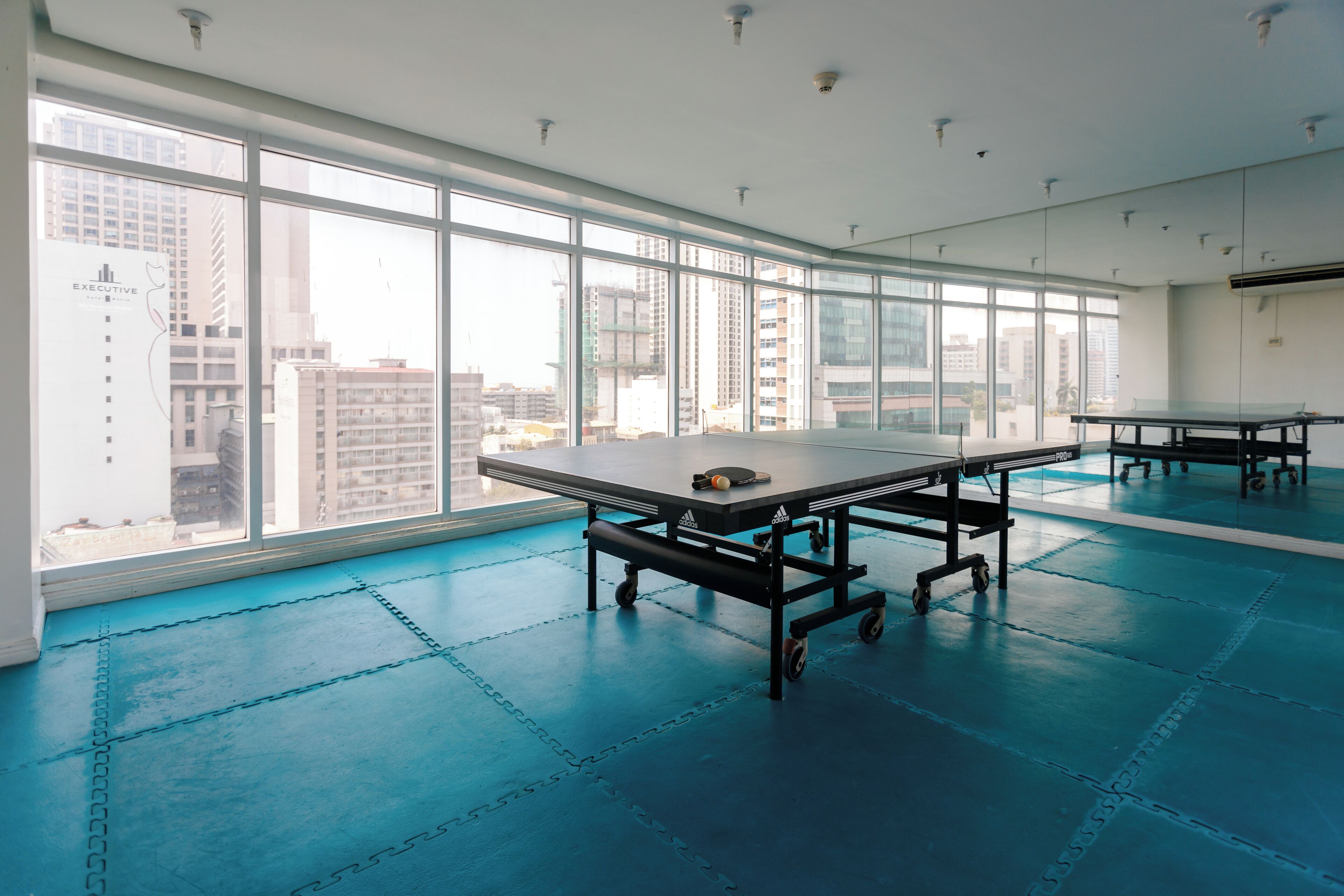 Foto - Regency Grand Suites