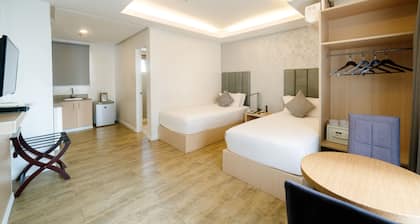 Regency Grand Suites