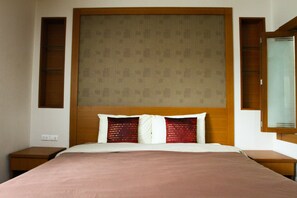 Blendingsgardiner og kablet internett (inkludert)