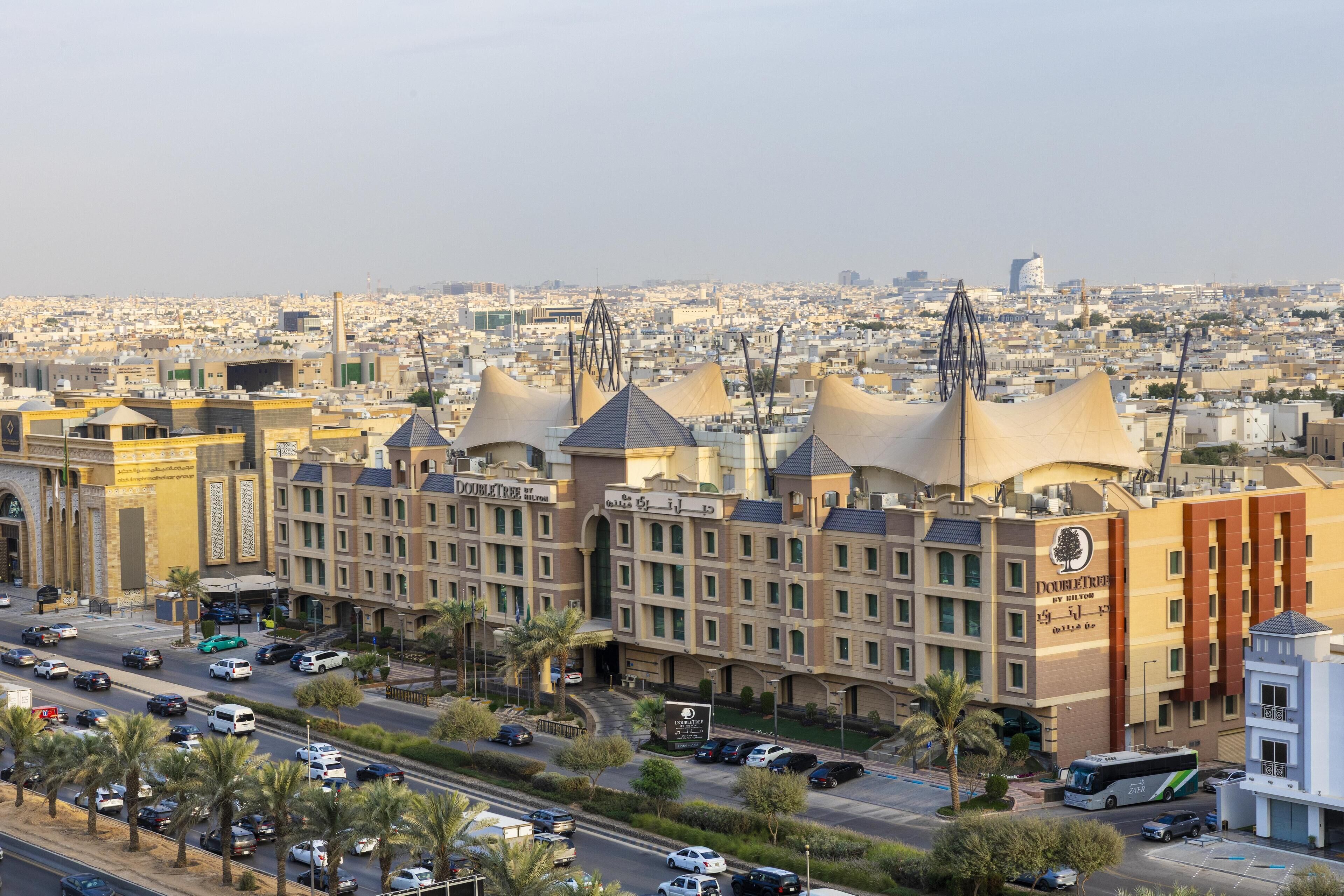 Foto - DoubleTree by Hilton Hotel Riyadh - Al Muroj Business Gate