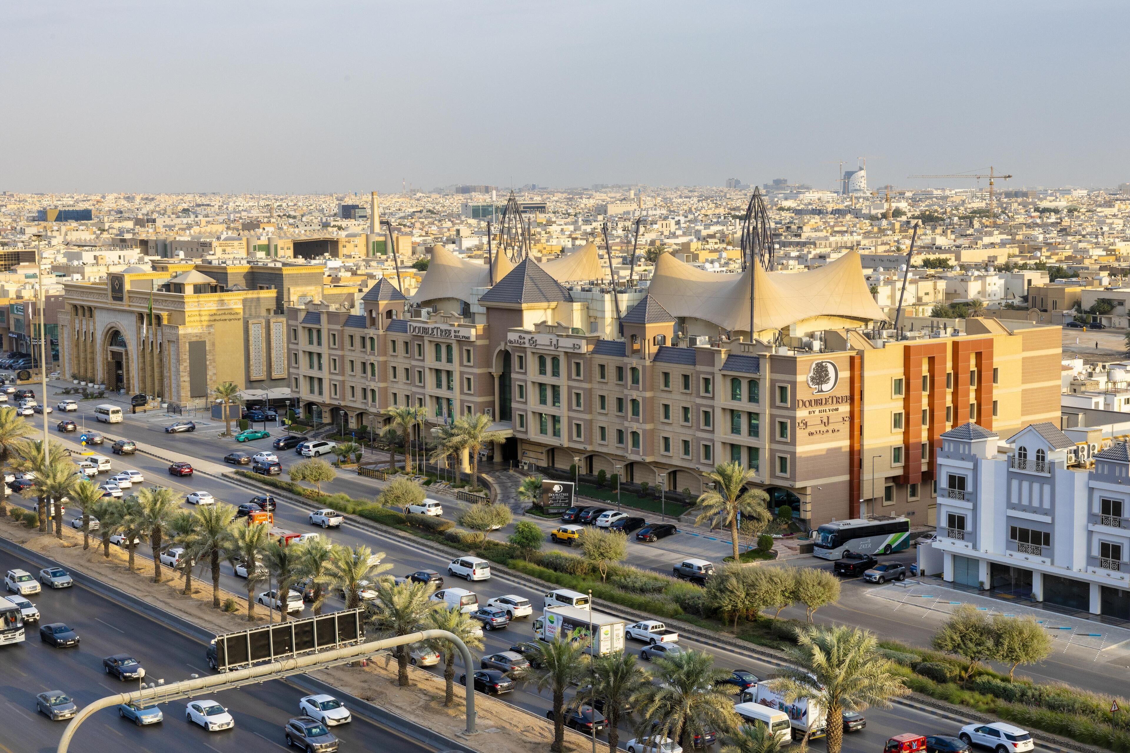 Foto - DoubleTree by Hilton Hotel Riyadh - Al Muroj Business Gate