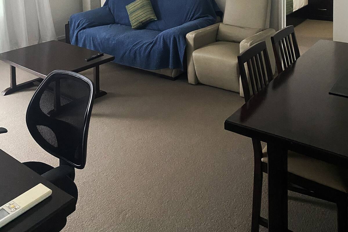 Two Bedroom Apartment #41 | Biancheria da letto di alta qualità, una scrivania, insonorizzazione