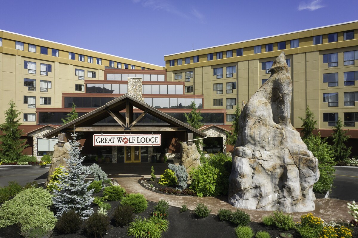 Great Wolf Lodge Boston / Fitchburg, MA Reviews, Deals & Photos 2023