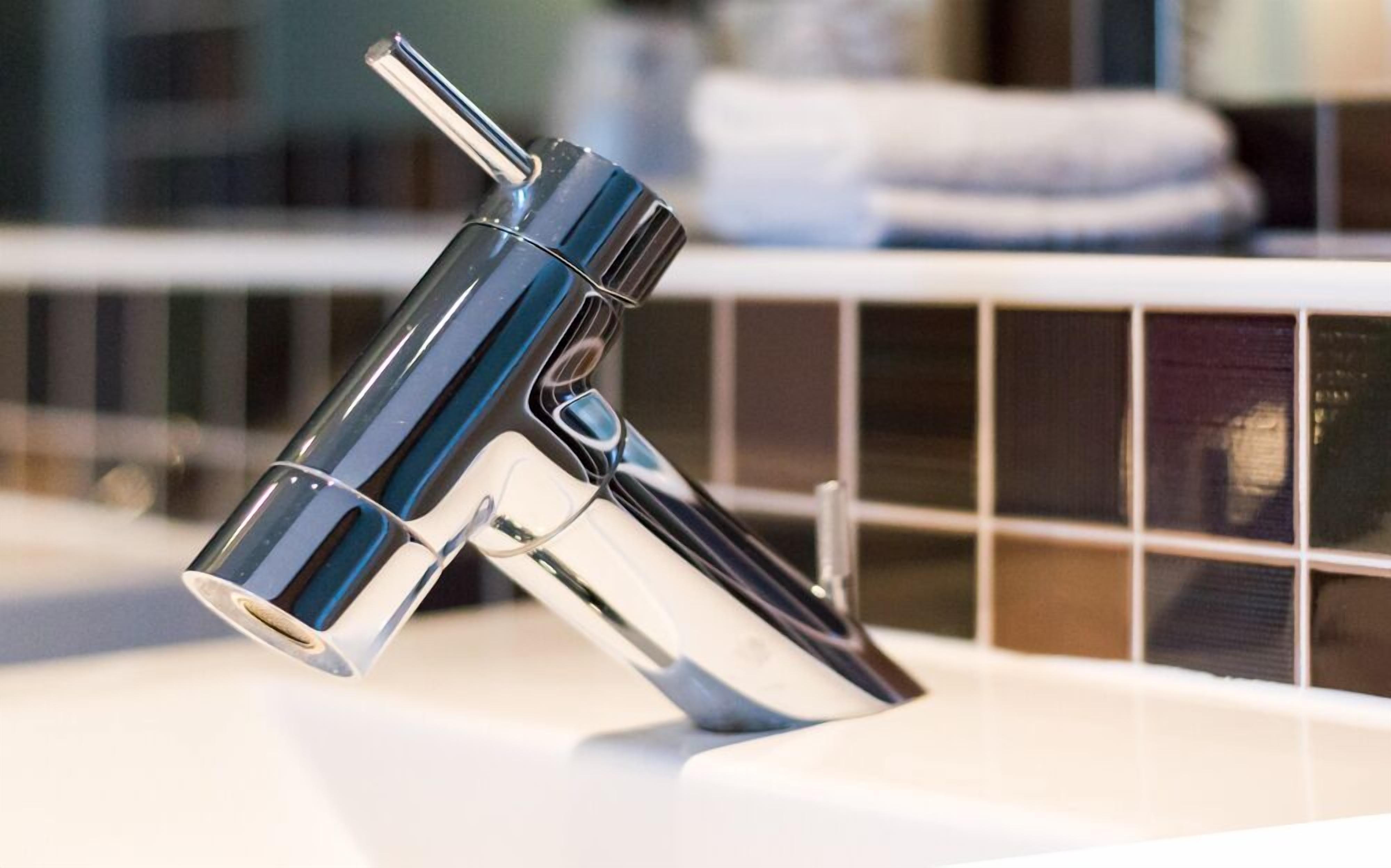 comfort | 1 bedroom, hypo-allergenic bedding, minibar, in-room safe