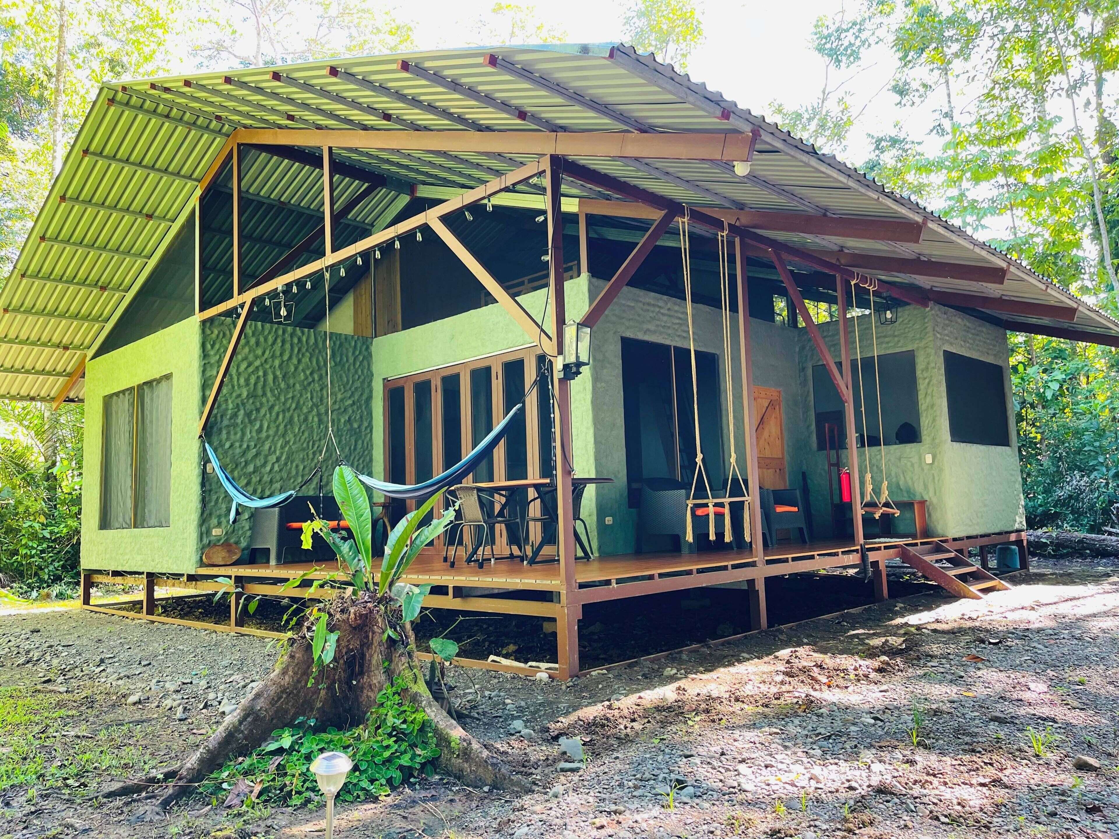 House, 2 Bedrooms, Garden View | In-room safe, individually decorated, individually furnished, bed sheets
