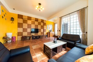 Individually decorated, desk, blackout curtains, soundproofing - Kenting Bonjour Resort (Hengchun)