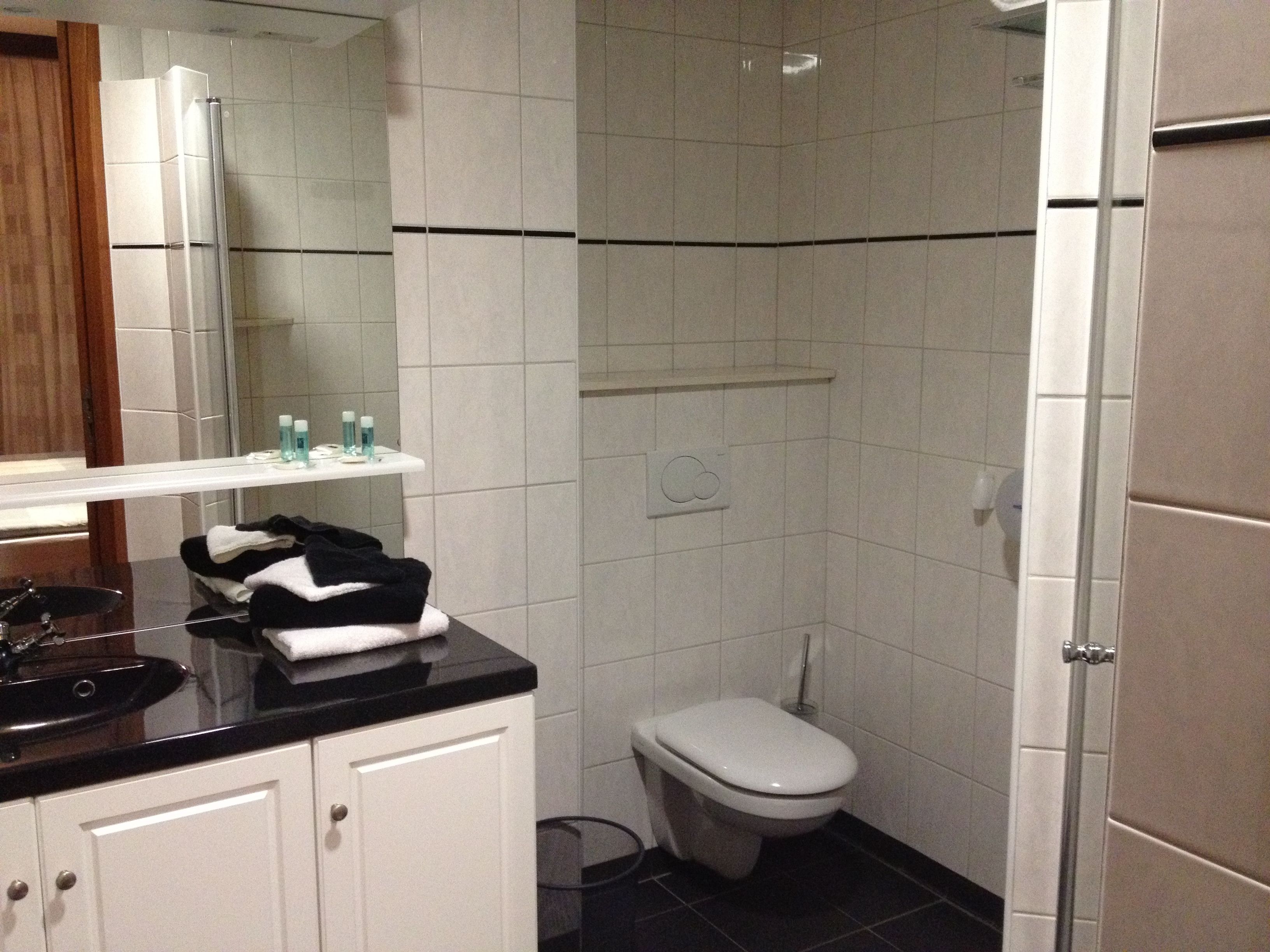 comfort double or twin room | bathroom | hair dryer, towels