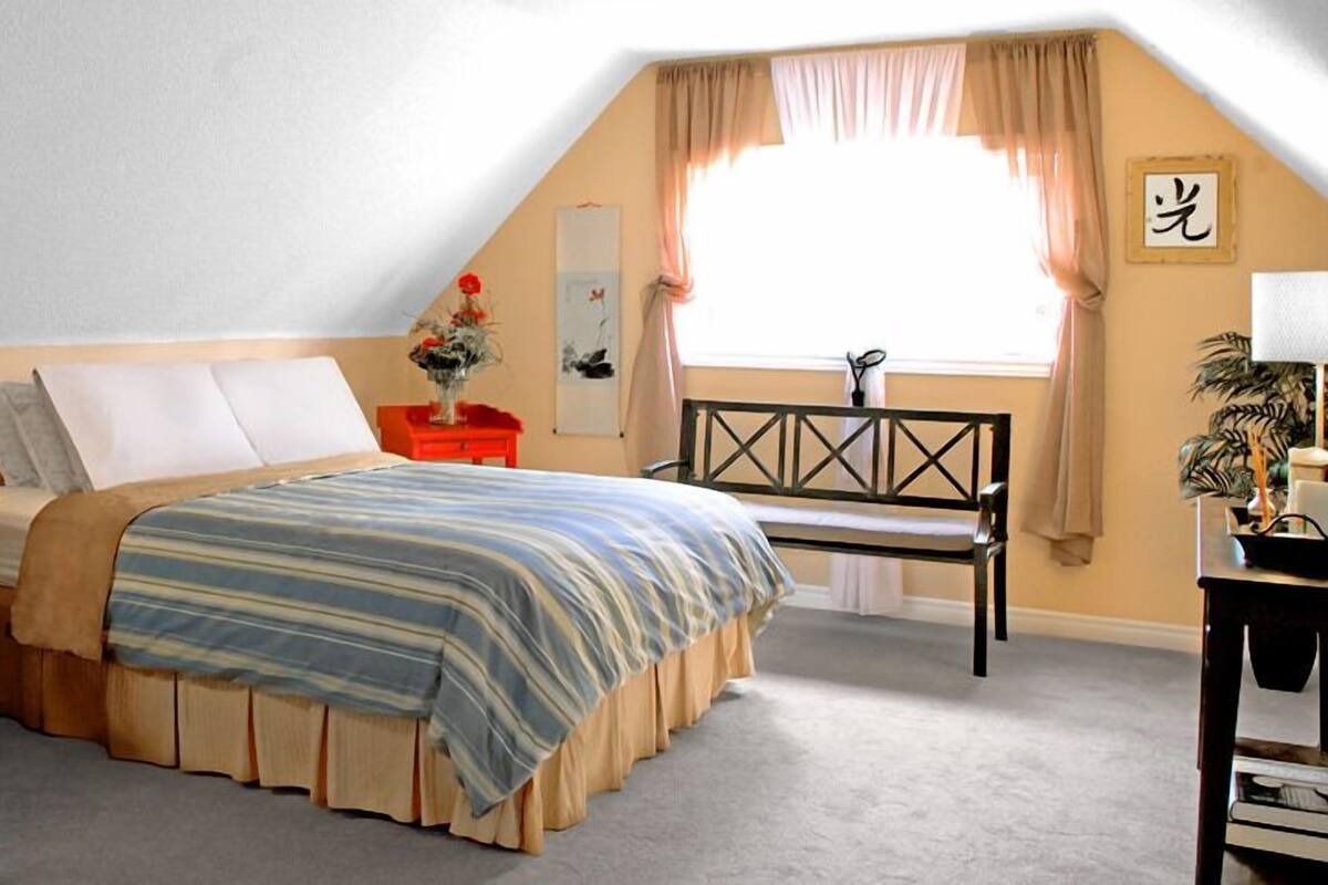 Mansarde Room | 免费 WiFi、特色装修