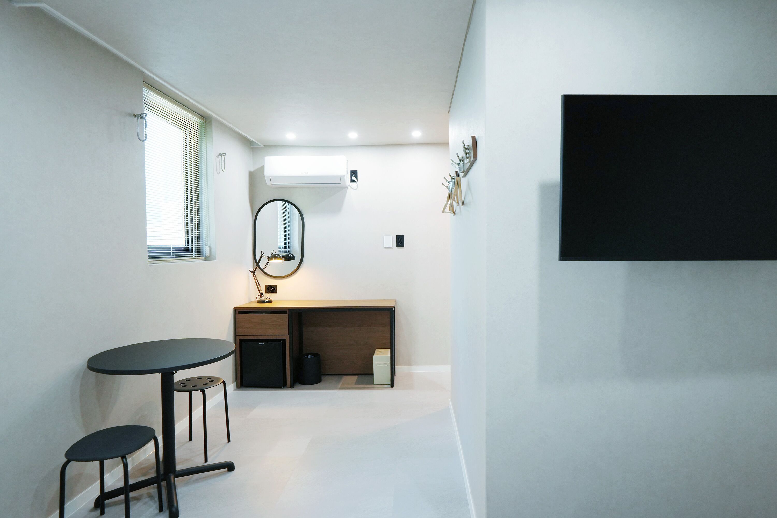 ห้องดีลักซ์ทวิน, ปล  อดบุหรี่ | เครื่องนอนระดับพรีเมียม, ผ้านวมขนเป็ด, ผ้าม่านกันแสง, ห้องเก็บเสียง