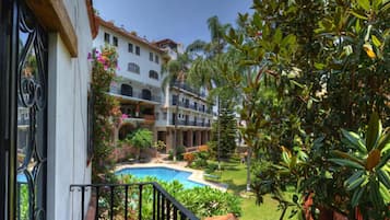 Departamento Confort, 1 habitación, cocina, vista al jardín (Bugambilia) | Vista al jardín