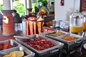 Buffet - Sativa Sanur Cottages (Denpasar)
