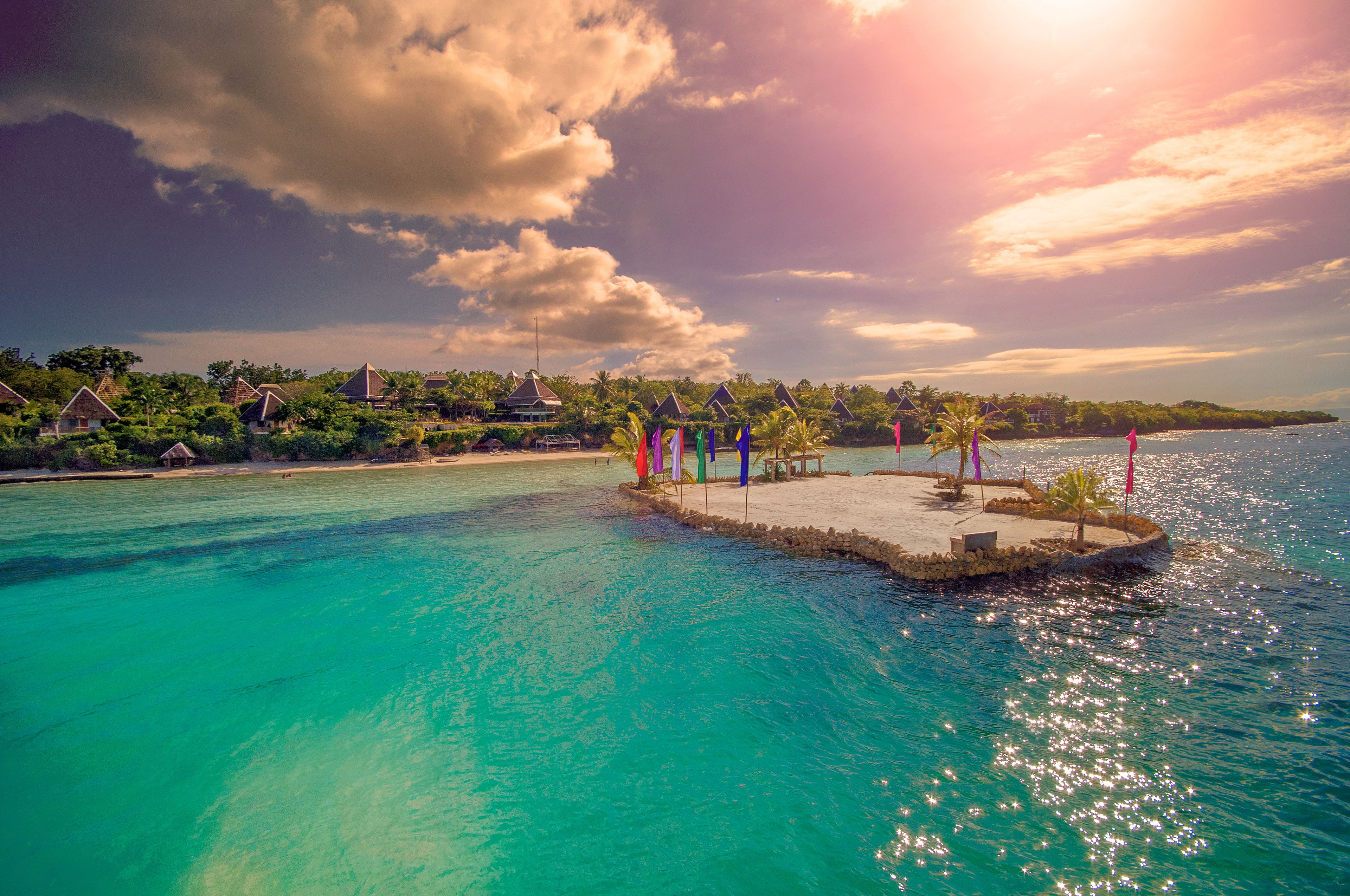 outdoor pool, an infinity pool, pool loungers