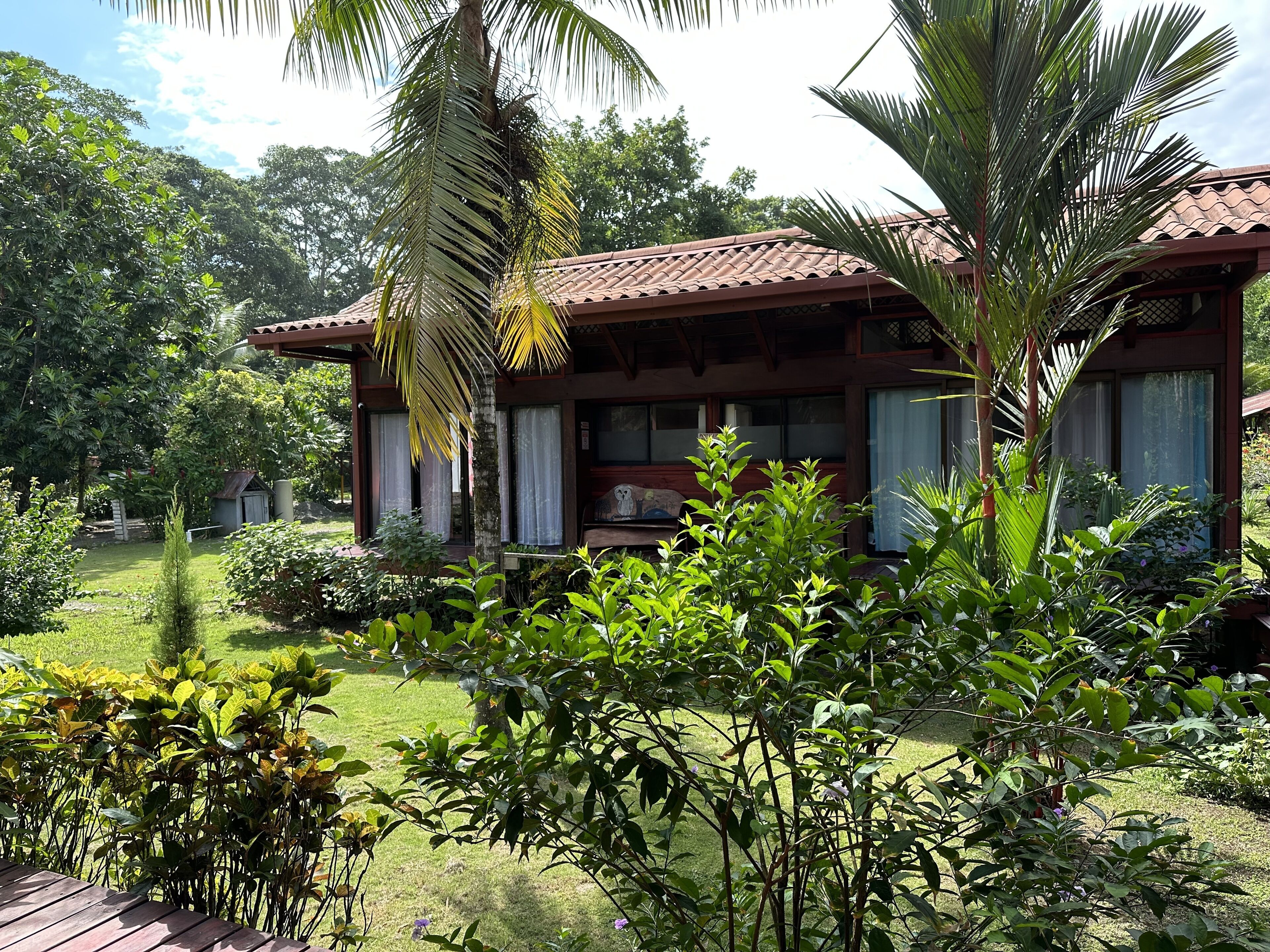 standard triple room, 1 bedroom | down duvets, in-room safe, individually decorated, free wifi