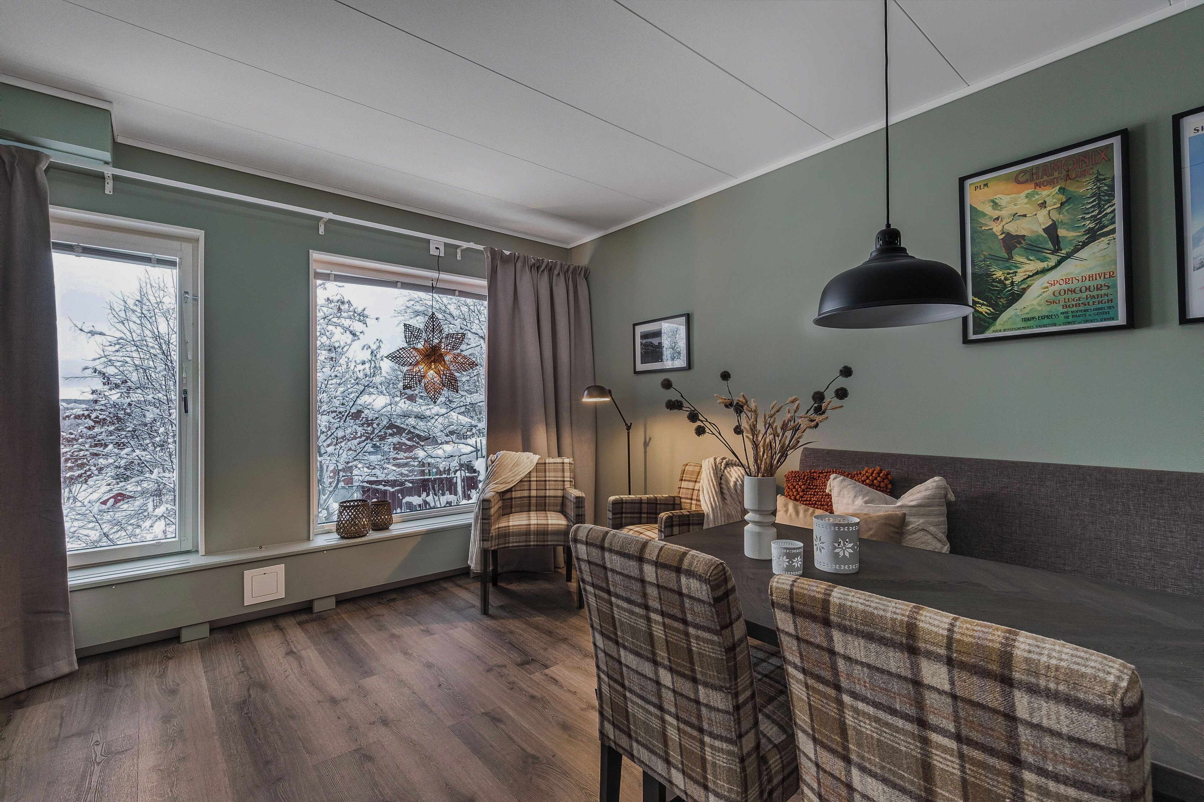 Rostberget 78, 2 bedrooms (bed linen and housekeeping not included) | Eget kjøkken | Kjøleskap, mikrobølgeovn, ovn og kokeplater