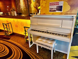 Lobby lounge - Centurion Hotel Ikebukuro (Tokyo)