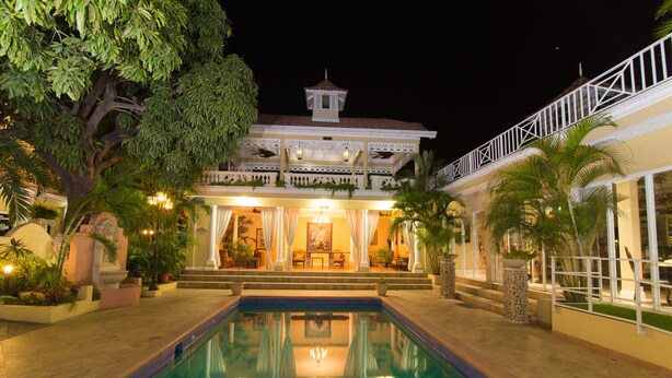 Unclassified image, 1 of 42, button - Eden Gardens Wellness Resort & Spa (Kingston)