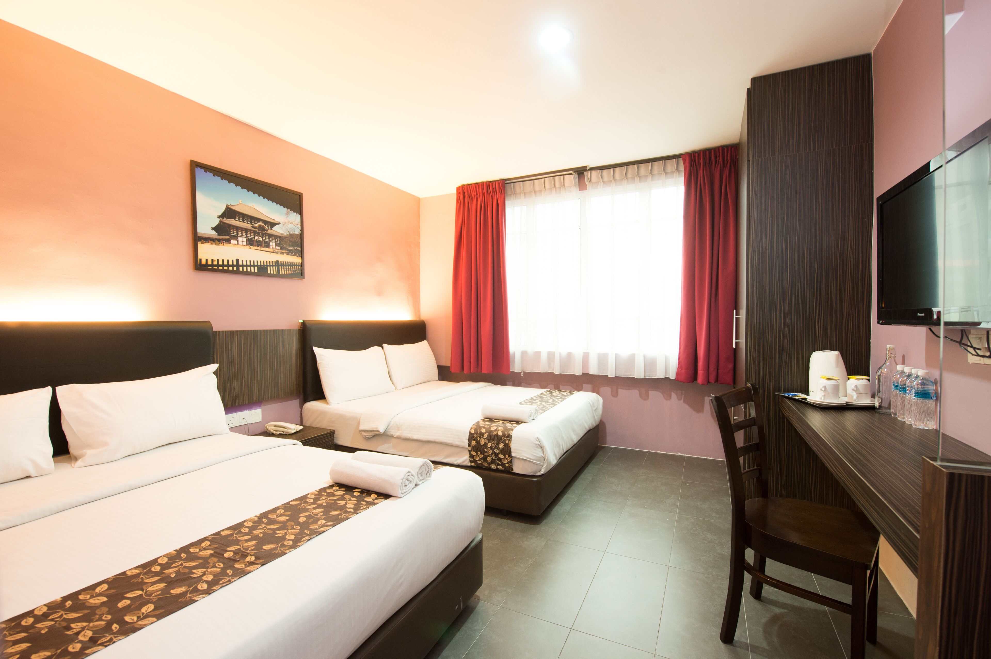 Family Quadruple Room, 2 Queen Beds