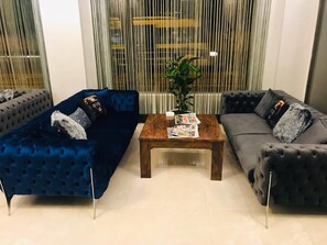 Sala de estar en el lobby